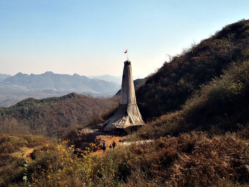 再出發(fā)，亮巖